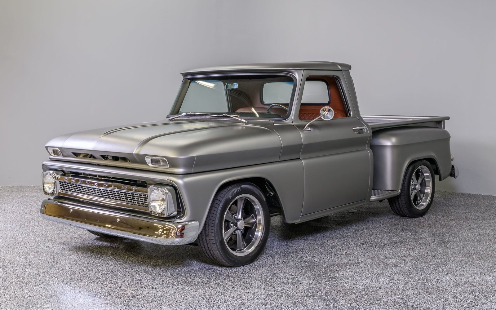 1965-chevrolet-c10-resto-mod